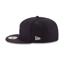 Load image into Gallery viewer, Men's New Era Yankees Basic 9FIFTY Snapback