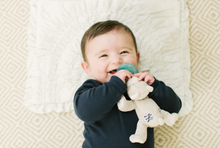 Load image into Gallery viewer, Yankees Wubbanub Plush Bear Pacifier
