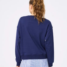 Load image into Gallery viewer, Women's New York Yankees Top hat Gems Crew logo Navy