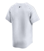 Load image into Gallery viewer, Men's New York Yankees Nike White Home Replica Player Jersey