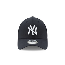 Load image into Gallery viewer, Men&#39;s New Era Yankees Classic 39THIRTY Stretch Fit
