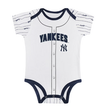 Load image into Gallery viewer, Newborn &amp; Infant New York Yankees Gray/White Two-Pack Play Ball Bodysuit Set
