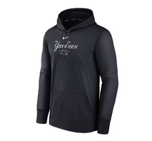 Load image into Gallery viewer, Men&#39;s New York Yankees Nike Navy Authentic Collection Practice Performance Pullover Hoodie
