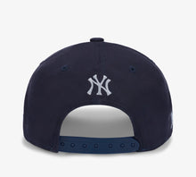 Load image into Gallery viewer, NYON Yankees Motto 9FORTY Snapback NVY
