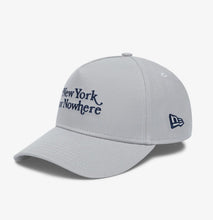 Load image into Gallery viewer, NYON Yankees Motto 9FORTY Snapback Grey
