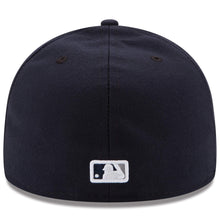 Load image into Gallery viewer, Men&#39;s New Era Yankees Navy Authentic Collection On-Field 59FIFTY Fitted Hat - Back View
